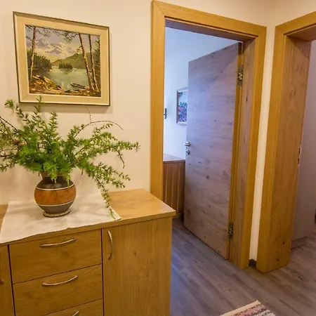 شقة Gaestehaus Geir *